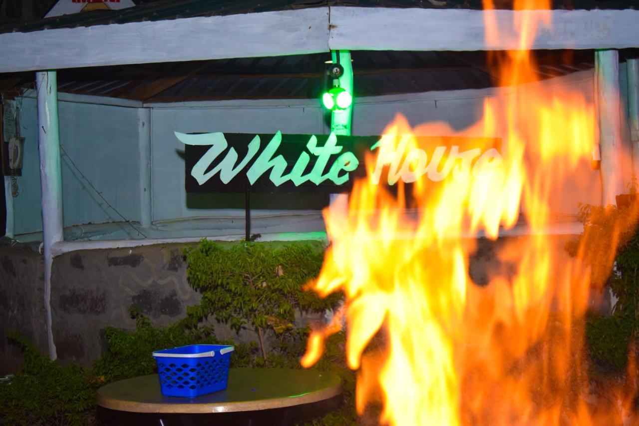 Vienna Woods Hotel Νακούρου Εξωτερικό φωτογραφία