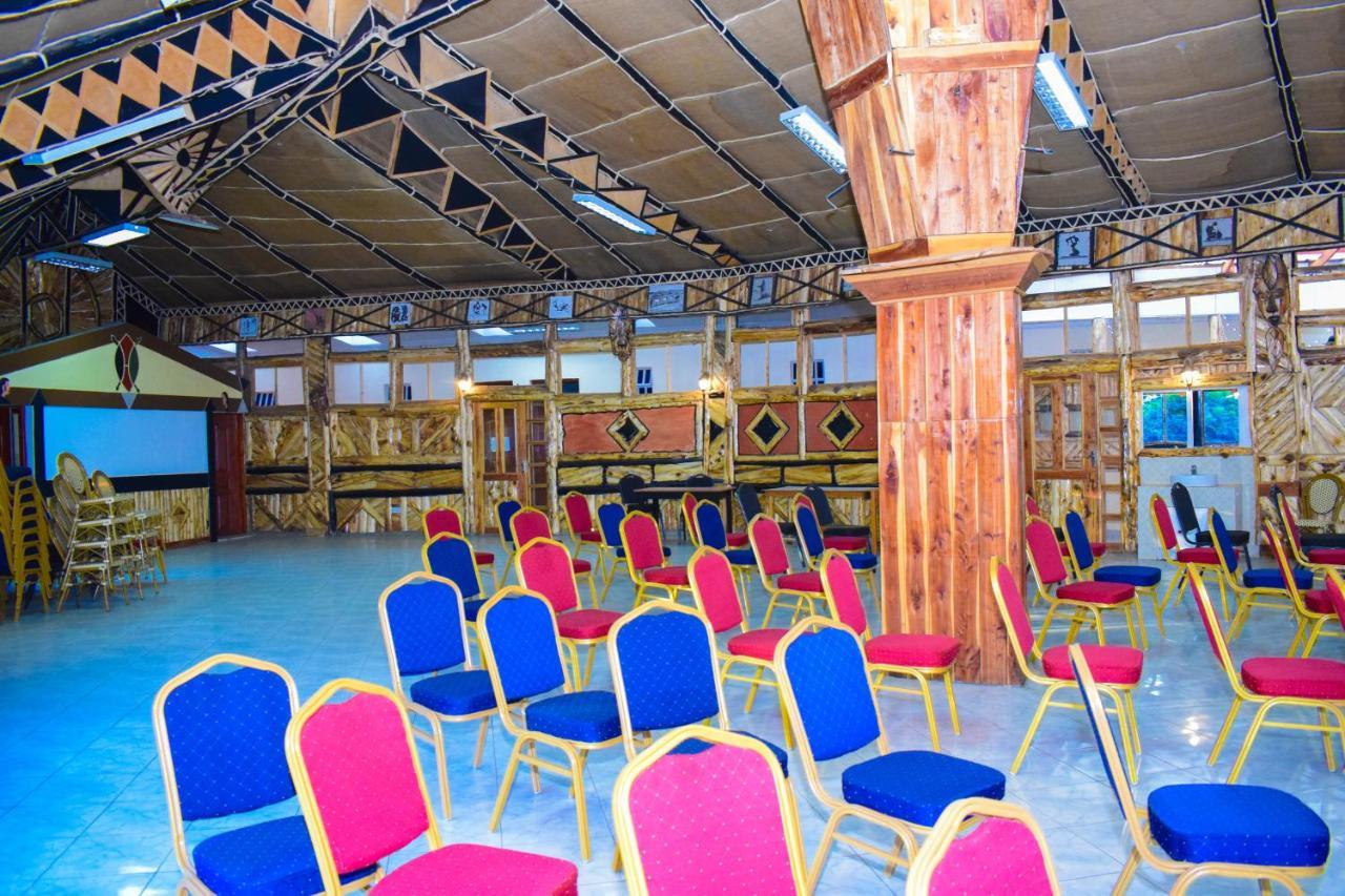 Vienna Woods Hotel Νακούρου Εξωτερικό φωτογραφία